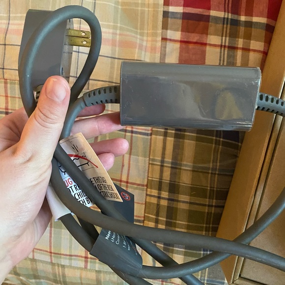 Dyson Blow Dryer - Picture 2 of 3